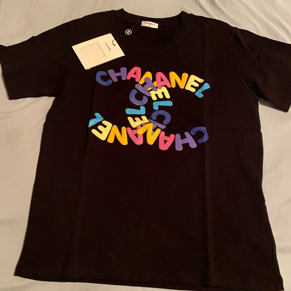 Chanel T-shirt XS